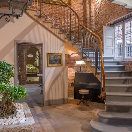 N.15 Santori Luxury Home-3